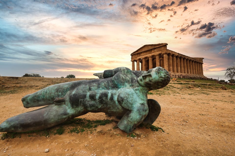 The Parable of Falling Empires, or What Happens to (Your) Wealth as America Collapses