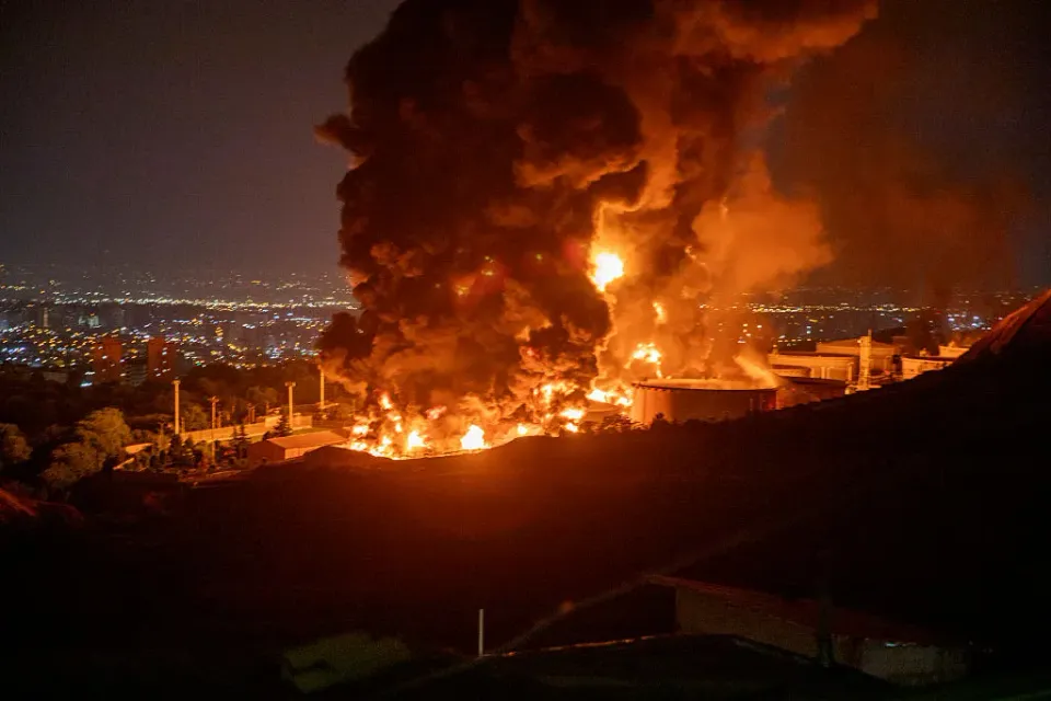 TRUMP IS TAKING THE WORLD TO THE EDGE OF CATASTROPHE